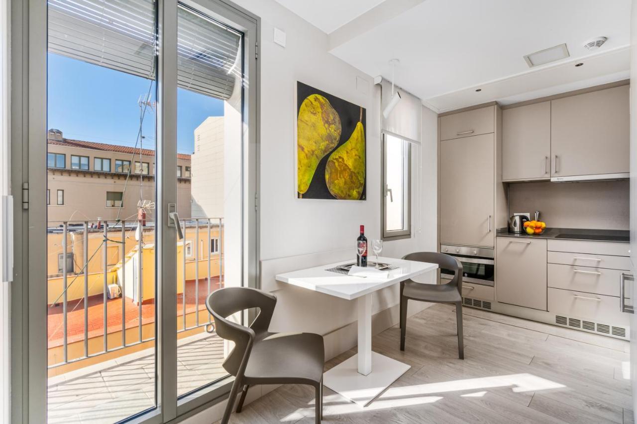 Kronos On The Beach Suite 4 Barcelona Exterior photo